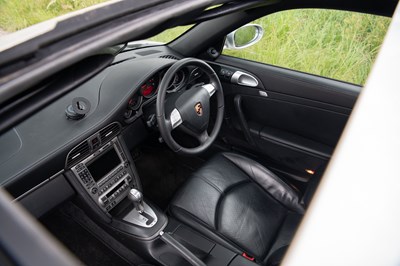 Lot 26 - 2005 Porsche 911 Carrera S