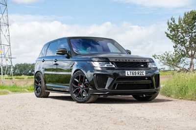 Lot 2019 Range Rover SVR