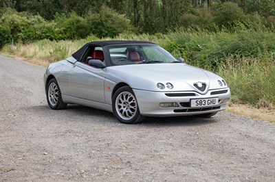 Lot 1 - 1998 Alfa Romeo Spider Lusso T-Spark