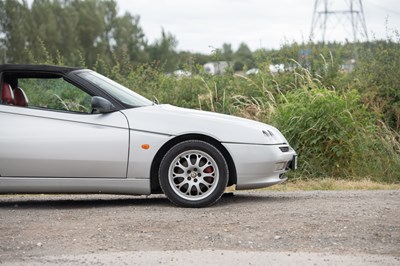 Lot 1 - 1998 Alfa Romeo Spider Lusso T-Spark