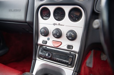 Lot 1 - 1998 Alfa Romeo Spider Lusso T-Spark