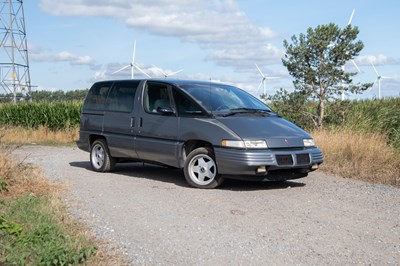 Lot 1990 Pontiac Trans Sport SE