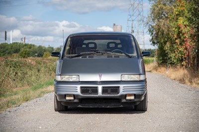 Lot 1990 Pontiac Trans Sport SE