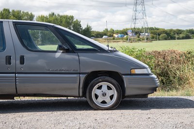Lot 1990 Pontiac Trans Sport SE