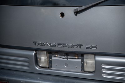 Lot 1990 Pontiac Trans Sport SE