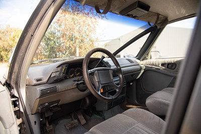 Lot 1990 Pontiac Trans Sport SE