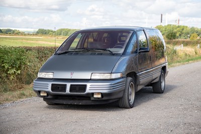 Lot 1990 Pontiac Trans Sport SE