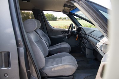 Lot 1990 Pontiac Trans Sport SE