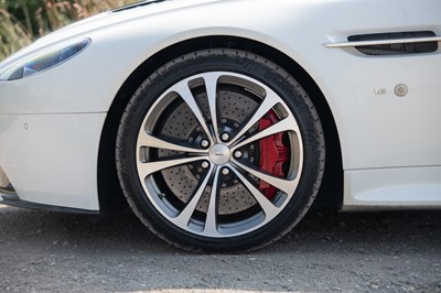 Lot 2015 Aston Martin Vantage V12 S