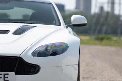Lot 2015 Aston Martin Vantage V12 S