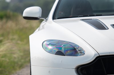 Lot 2015 Aston Martin Vantage V12 S