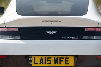 Lot 2015 Aston Martin Vantage V12 S
