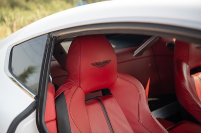 Lot 2015 Aston Martin Vantage V12 S