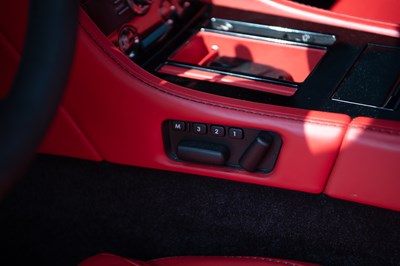 Lot 2015 Aston Martin Vantage V12 S