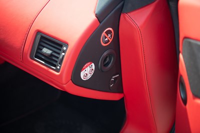 Lot 2015 Aston Martin Vantage V12 S