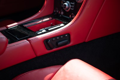 Lot 2015 Aston Martin Vantage V12 S