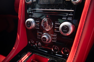 Lot 2015 Aston Martin Vantage V12 S