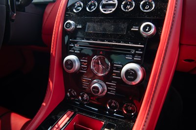 Lot 2015 Aston Martin Vantage V12 S