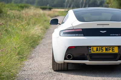 Lot 2015 Aston Martin Vantage V12 S