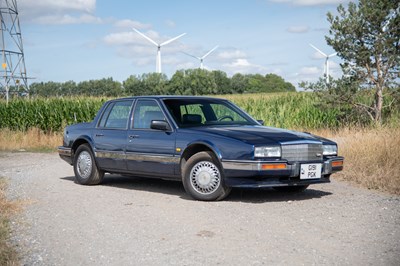 Lot 1990 Cadillac Seville