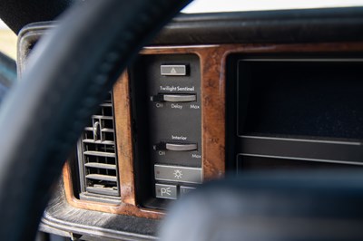 Lot 1990 Cadillac Seville