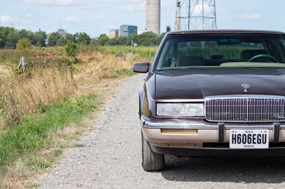 Lot 2005 Buick Riviera