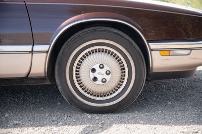 Lot 2005 Buick Riviera