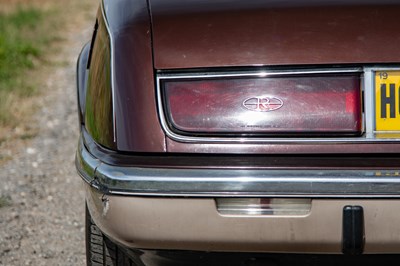 Lot 2005 Buick Riviera
