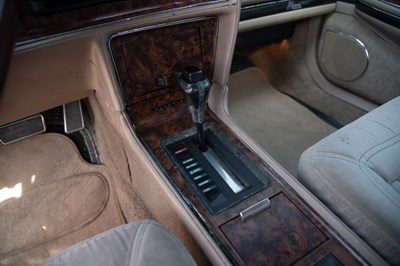 Lot 2005 Buick Riviera
