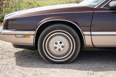 Lot 2005 Buick Riviera