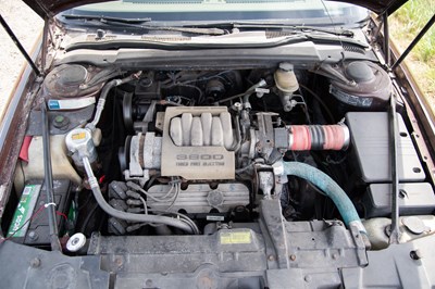 Lot 2005 Buick Riviera