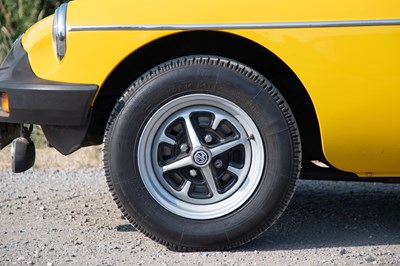 Lot 16 - 1979 MG B Roadster
