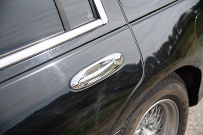 Lot 9 - 2002 Lincoln Town Car