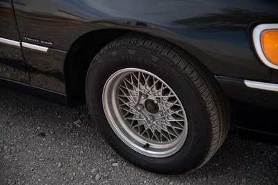 Lot 9 - 2002 Lincoln Town Car