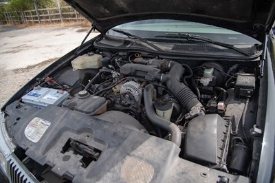 Lot 9 - 2002 Lincoln Town Car