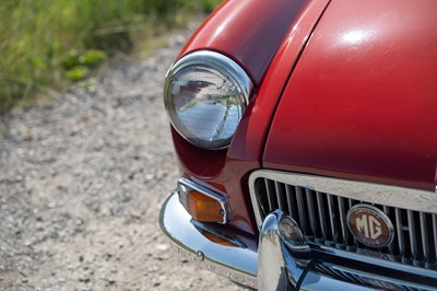 Lot 1969 MG B Roadster