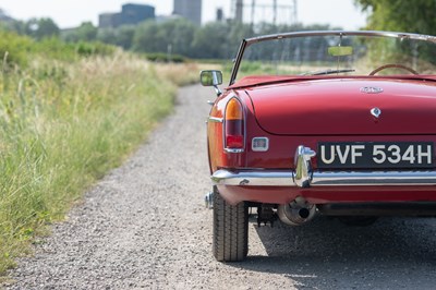 Lot 1969 MG B Roadster