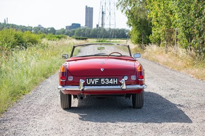 Lot 1969 MG B Roadster