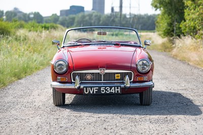 Lot 1969 MG B Roadster