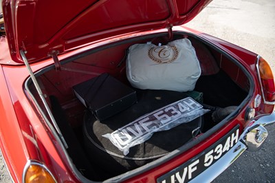 Lot 1969 MG B Roadster