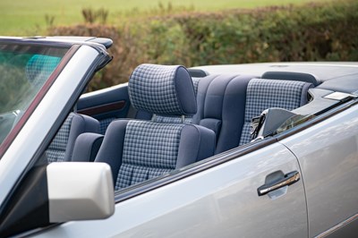 Lot 29 - 1993 Mercedes-Benz E320 Cabriolet