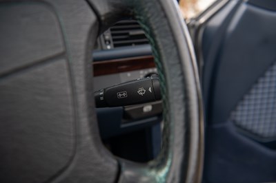Lot 29 - 1993 Mercedes-Benz E320 Cabriolet