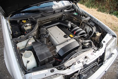 Lot 29 - 1993 Mercedes-Benz E320 Cabriolet