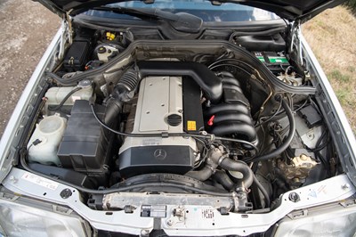 Lot 29 - 1993 Mercedes-Benz E320 Cabriolet