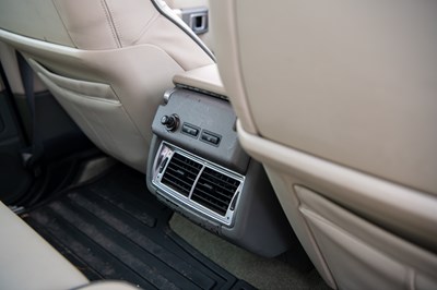 Lot 2004 Range Rover Vogue 4.4 V8