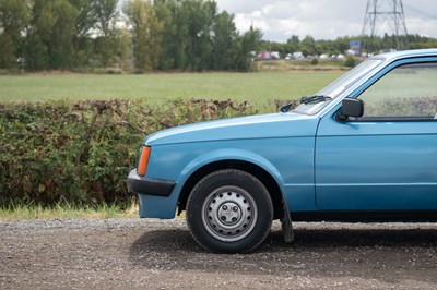 Lot 25 - 1983 Vauxhall Astra S