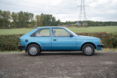 Lot 25 - 1983 Vauxhall Astra S