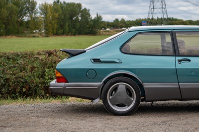 Lot 1991 Saab 900 Turbo