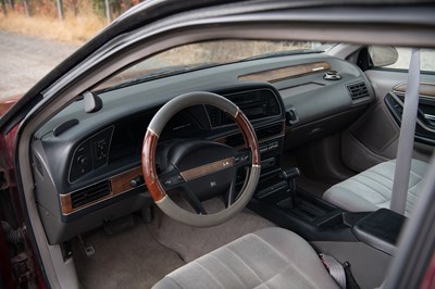 Lot 7 - 1989 Ford Thunderbird LX