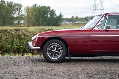 Lot 30 - 1974 MG B GT